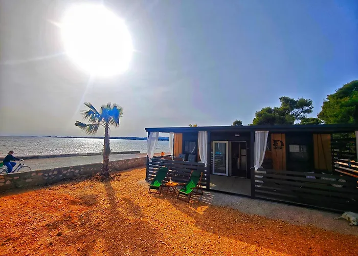 Innova Travelvir - Mobhome Daniel * Вир