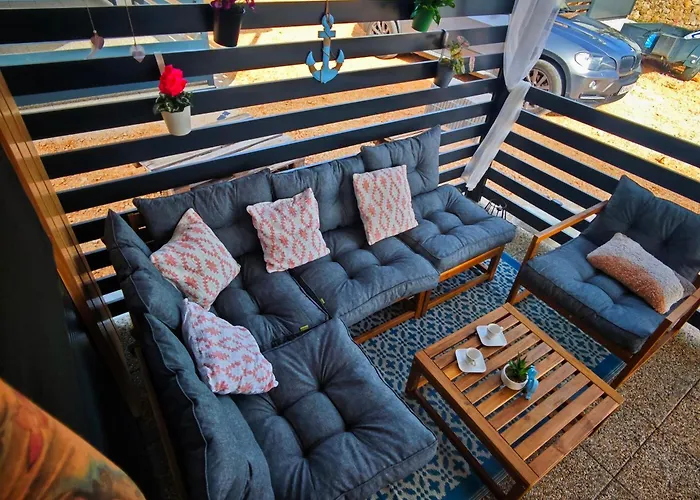 Innova Travelvir - Mobhome Daniel *