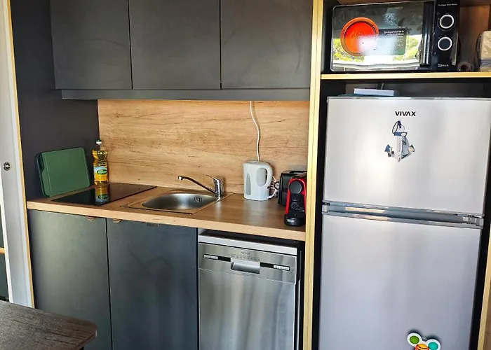 Innova Travelvir - Mobhome Daniel * Vir