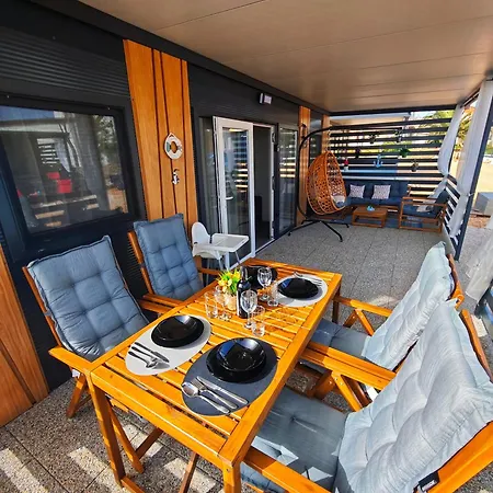 Innova Travelvir - Mobhome Daniel Vir
